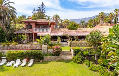 Resale - House - Detached Villa - Estepona - Estepona Centro