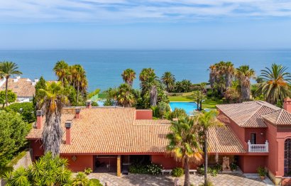 Resale - House - Detached Villa - Estepona - Estepona Centro
