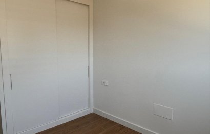 Resale - Apartment - Middle Floor Apartment - Fuengirola - Fuengirola Centro