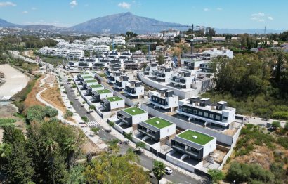 Resale - House - Semi-Detached House - Estepona - Estepona Centro