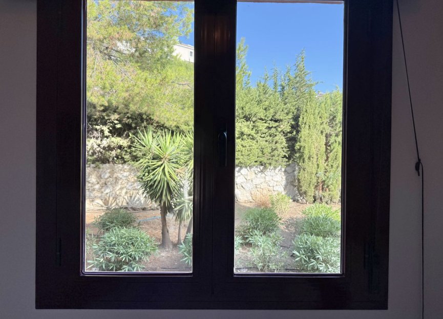 Resale - Apartment - Middle Floor Apartment - Benahavís - Benahavís Centro