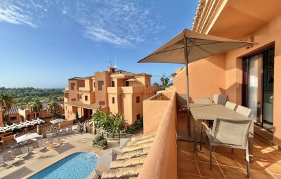 Resale - Apartment - Middle Floor Apartment - Benahavís - Benahavís Centro