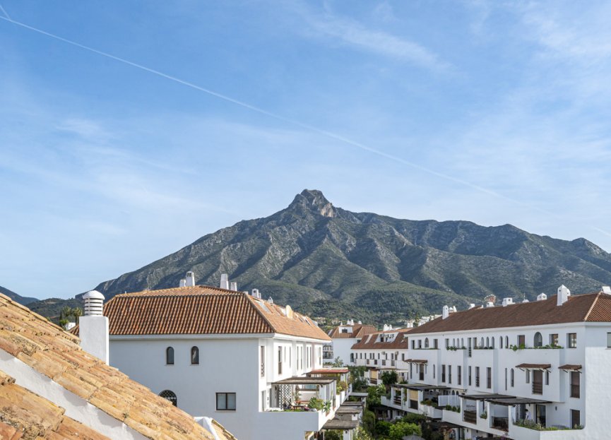 Resale - Apartment - Top Floor Apartment - Marbella - The Golden Mile