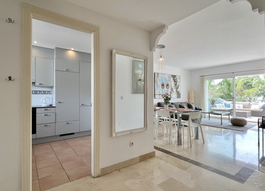 Resale - Apartment - Top Floor Apartment - Estepona - El Presidente