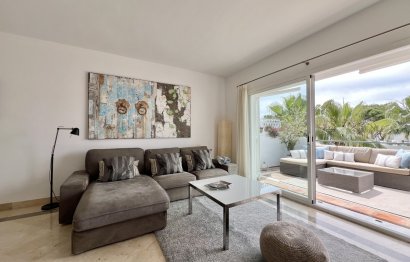 Resale - Apartment - Top Floor Apartment - Estepona - El Presidente