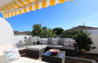Resale - Apartment - Top Floor Apartment - Estepona - El Presidente