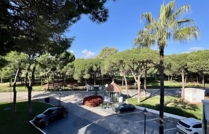 Resale - Apartment - Top Floor Apartment - Estepona - El Presidente