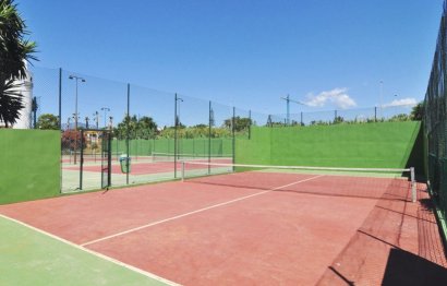 Resale - Apartment - Top Floor Apartment - Estepona - El Presidente