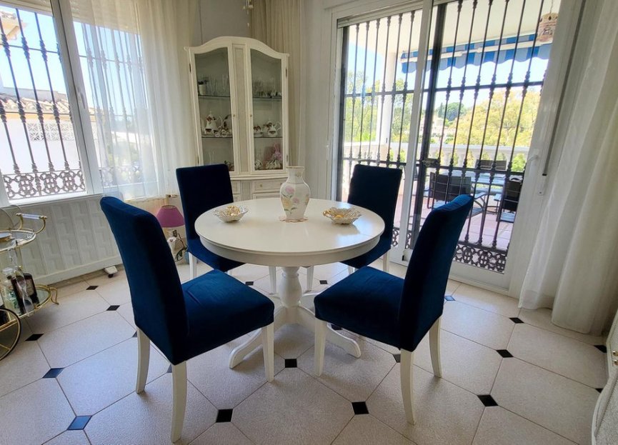 Resale - House - Detached Villa - Marbella - Elviria