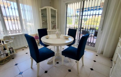 Resale - House - Detached Villa - Marbella - Elviria