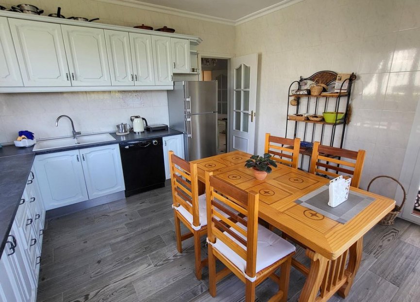 Resale - House - Detached Villa - Marbella - Elviria