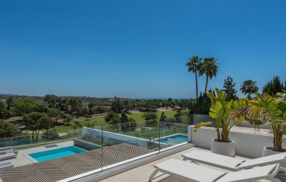 Resale - House - Detached Villa - Marbella - Nueva Andalucia