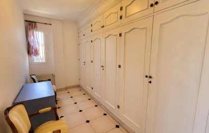 Resale - House - Detached Villa - Marbella - Elviria