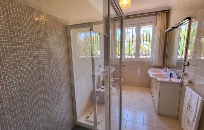 Resale - House - Detached Villa - Marbella - Elviria