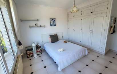 Resale - House - Detached Villa - Marbella - Elviria