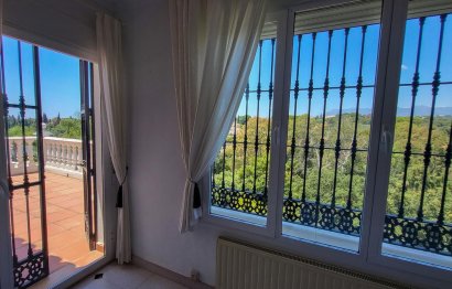 Resale - House - Detached Villa - Marbella - Elviria