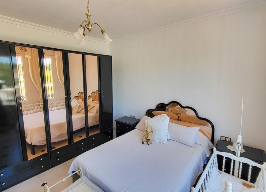 Resale - House - Detached Villa - Marbella - Elviria