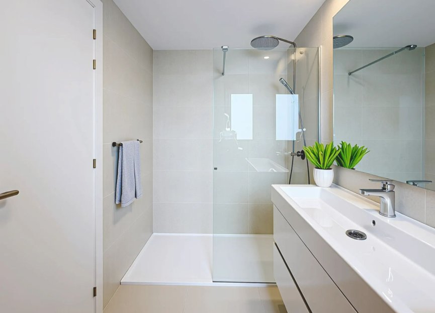 Resale - Ground floor apartment - Estepona - Estepona Centro