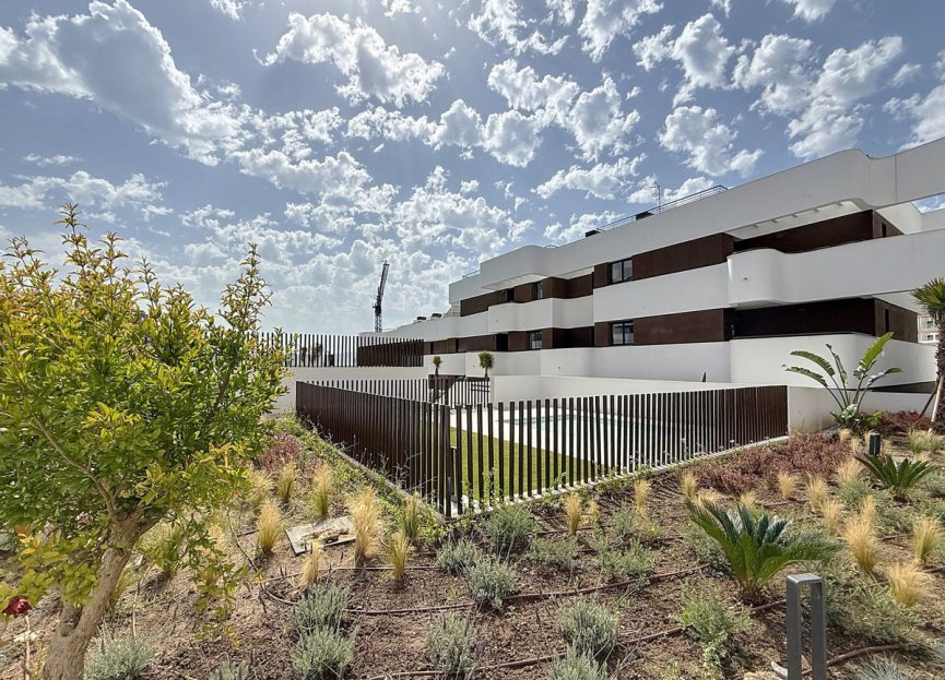 Resale - Ground floor apartment - Estepona - Estepona Centro