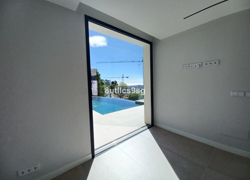 Resale - House - Detached Villa - Benahavís - Benahavís Centro