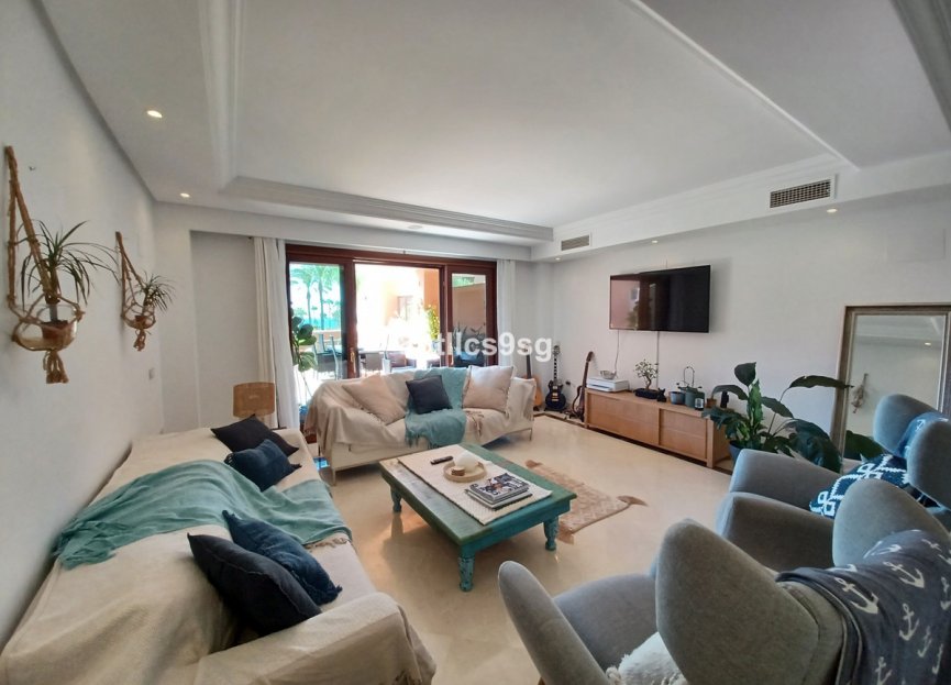 Resale - Apartment - Ground Floor Apartment - Estepona - Estepona Centro