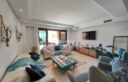 Resale - Apartment - Ground Floor Apartment - Estepona - Estepona Centro