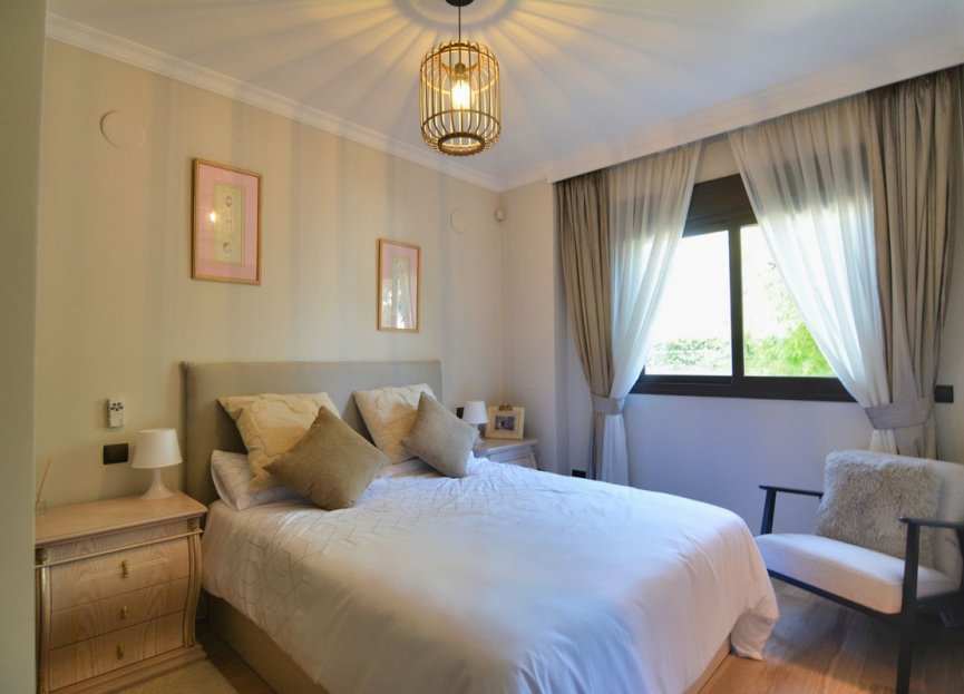 Resale - Apartment - Middle Floor Apartment - Fuengirola - Fuengirola Centro