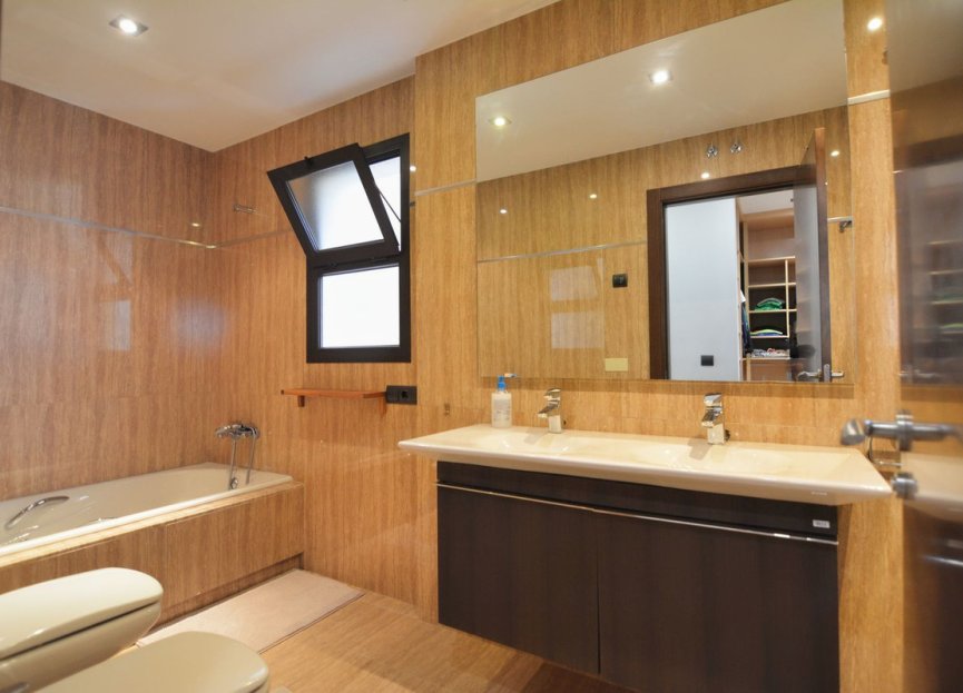 Resale - Apartment - Middle Floor Apartment - Fuengirola - Fuengirola Centro