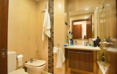 Resale - Apartment - Middle Floor Apartment - Fuengirola - Fuengirola Centro