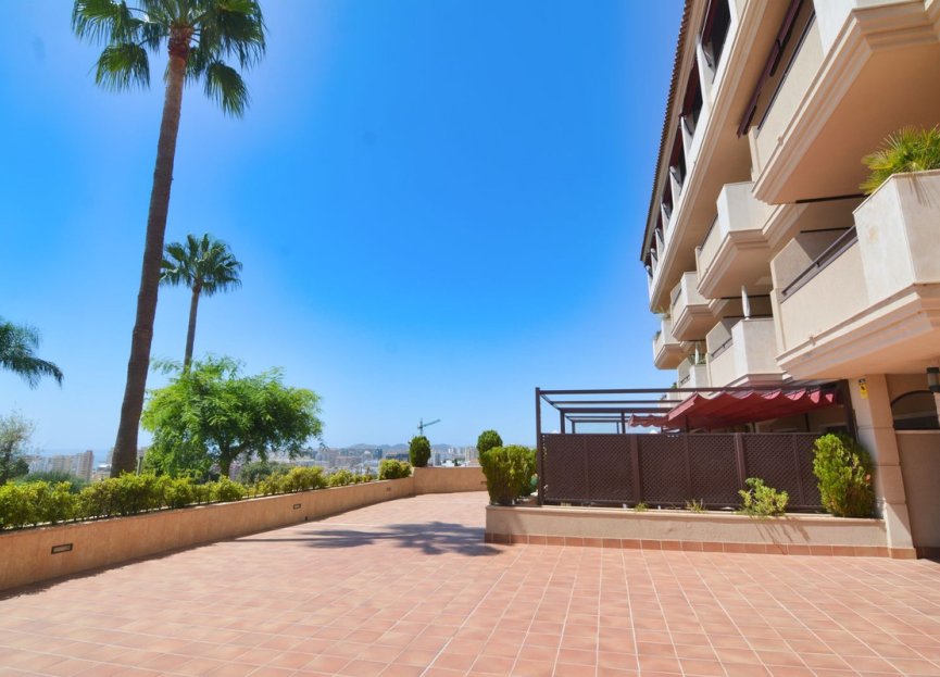 Resale - Apartment - Middle Floor Apartment - Fuengirola - Fuengirola Centro