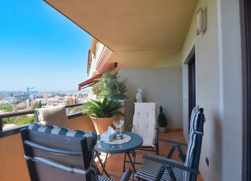 Resale - Apartment - Middle Floor Apartment - Fuengirola - Fuengirola Centro