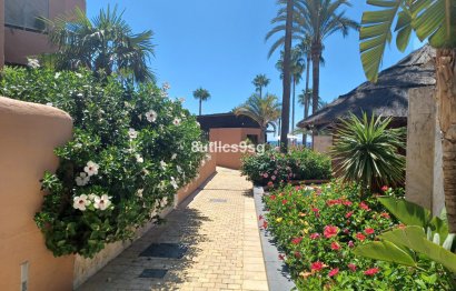 Resale - Apartment - Ground Floor Apartment - Estepona - Estepona Centro