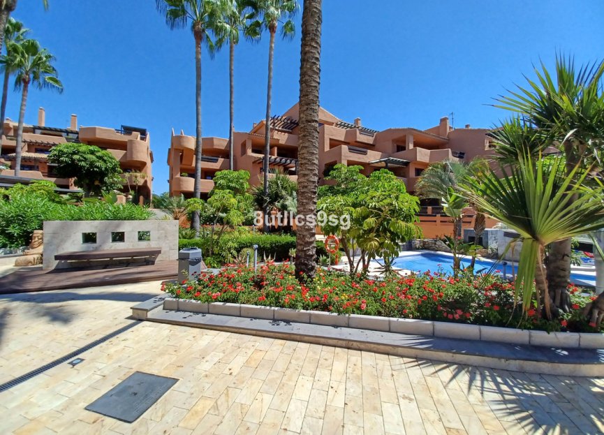 Resale - Apartment - Ground Floor Apartment - Estepona - Estepona Centro