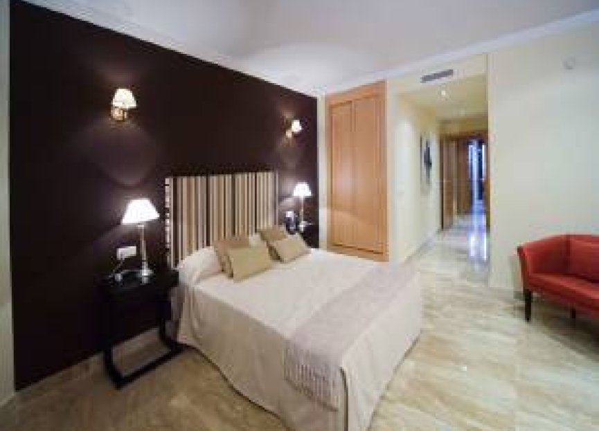 Resale - Ground floor apartment - Estepona - New Golden Mile