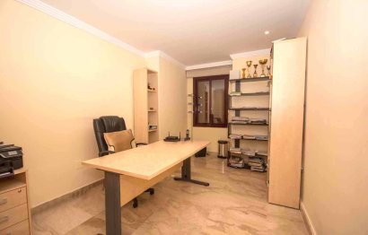 Resale - Ground floor apartment - Estepona - New Golden Mile