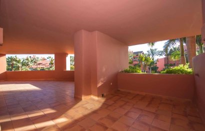 Resale - Ground floor apartment - Estepona - New Golden Mile