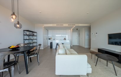 Resale - Apartment - Middle Floor Apartment - Benalmádena - Benalmadena Centro