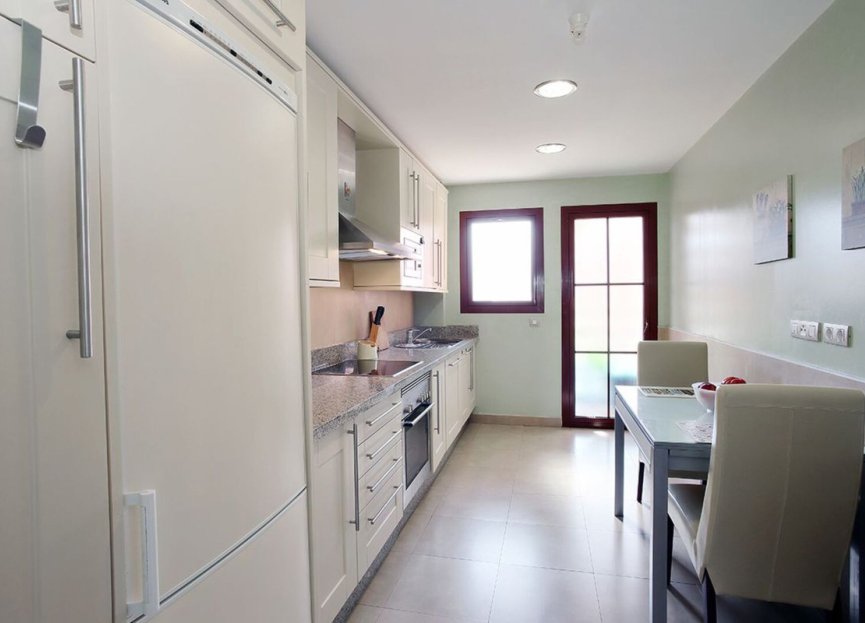 Resale - Apartment - Penthouse - Benahavís - Benahavís Centro