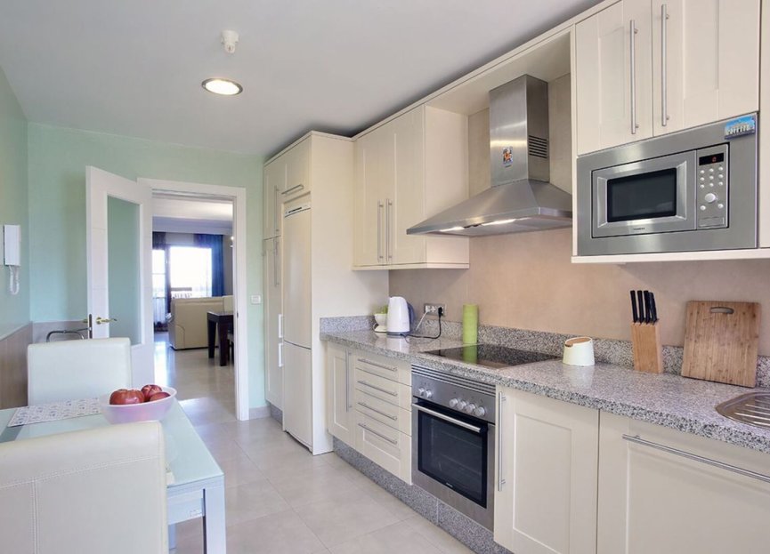 Resale - Apartment - Penthouse - Benahavís - Benahavís Centro