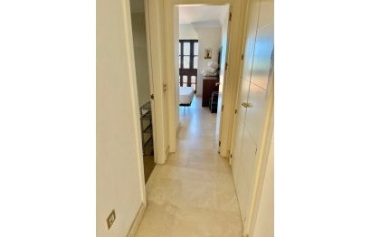 Resale - Apartment - Penthouse - Benahavís - Benahavís Centro