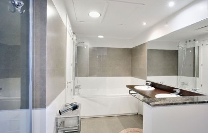 Resale - Apartment - Penthouse - Benahavís - Benahavís Centro