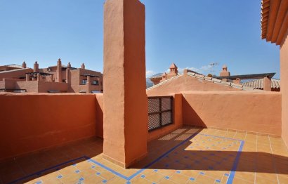 Resale - Apartment - Penthouse - Benahavís - Benahavís Centro