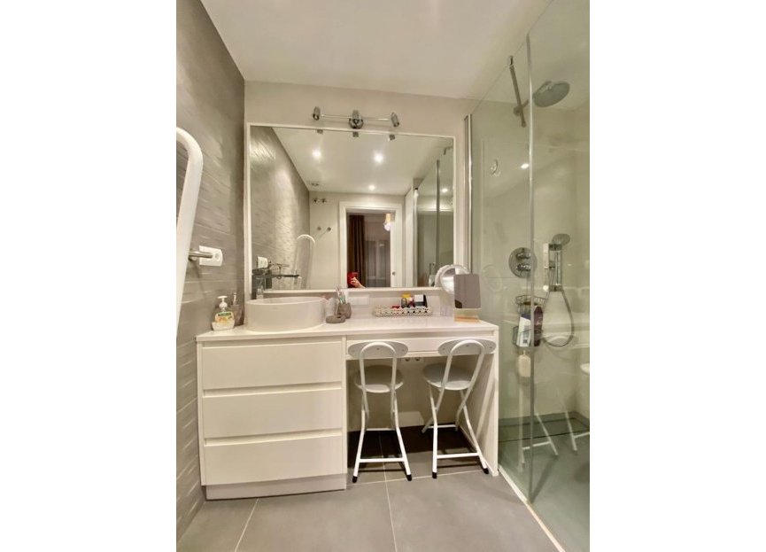 Resale - Apartment - Duplex - Marbella - Nueva Andalucia