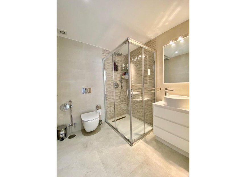 Resale - Apartment - Duplex - Marbella - Nueva Andalucia