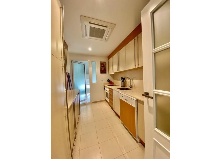 Resale - Apartment - Duplex - Marbella - Nueva Andalucia