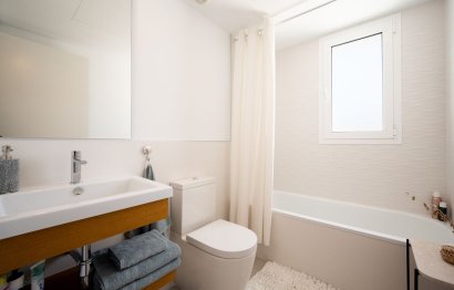 Resale - Apartment - Penthouse - Marbella - Altos de los Monteros