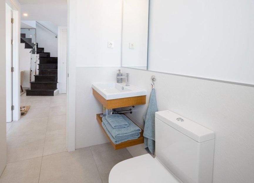 Resale - Apartment - Penthouse - Marbella - Altos de los Monteros