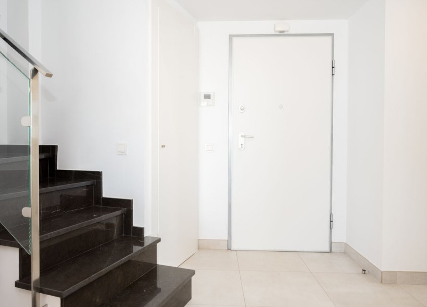 Resale - Apartment - Penthouse - Marbella - Altos de los Monteros