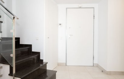 Resale - Apartment - Penthouse - Marbella - Altos de los Monteros