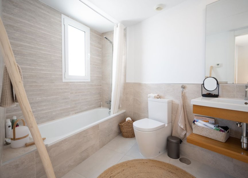 Resale - Apartment - Penthouse - Marbella - Altos de los Monteros